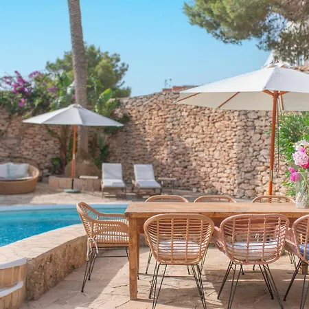 Chic Ibiza Nearby Olivera ヴィラ